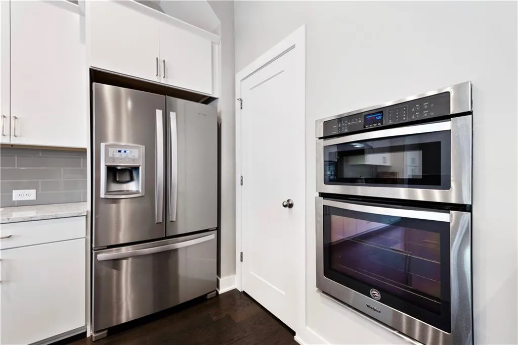 6674 Cadence Boulevard Unit 72, Atlanta, Georgia 30328, 1 Bedroom Bedrooms, ,1 BathroomBathrooms,Residential,Sold,6674 Cadence Boulevard Unit 72,6675204