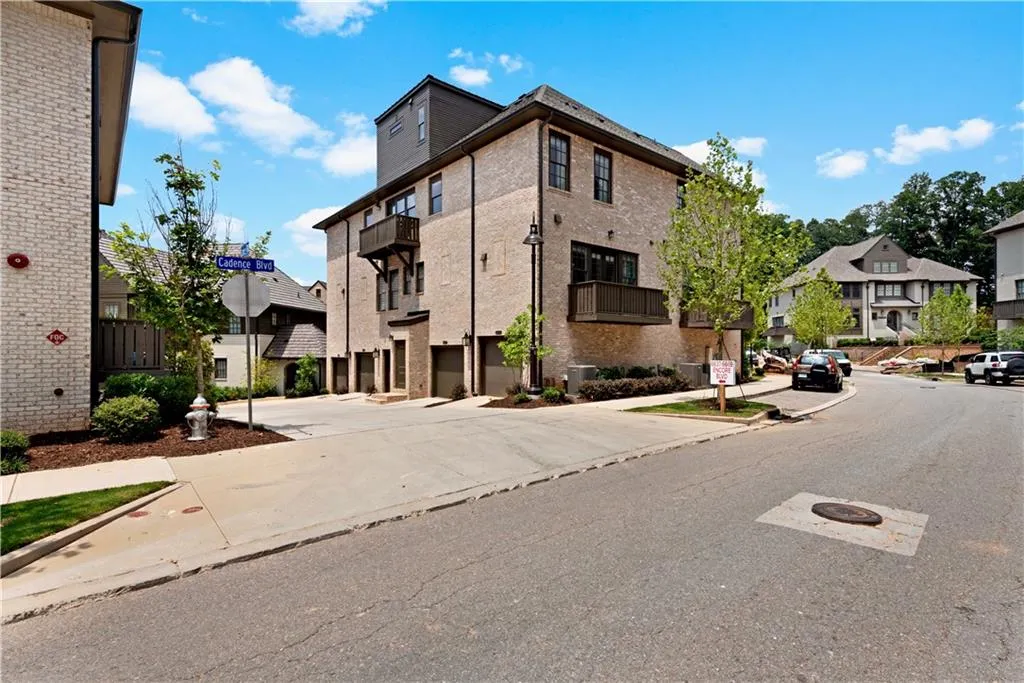 6674 Cadence Boulevard Unit 72, Atlanta, Georgia 30328, 1 Bedroom Bedrooms, ,1 BathroomBathrooms,Residential,Sold,6674 Cadence Boulevard Unit 72,6675204