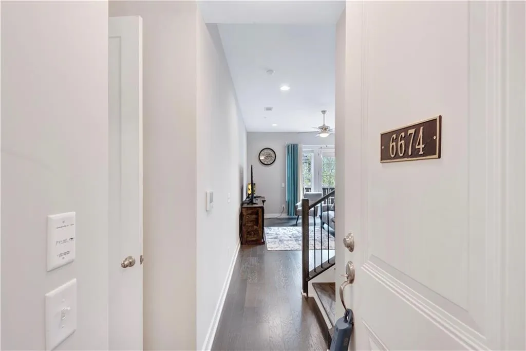 6674 Cadence Boulevard Unit 72, Atlanta, Georgia 30328, 1 Bedroom Bedrooms, ,1 BathroomBathrooms,Residential,Sold,6674 Cadence Boulevard Unit 72,6675204