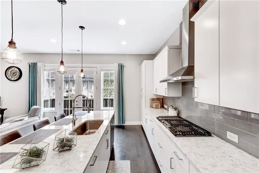 6674 Cadence Boulevard Unit 72, Atlanta, Georgia 30328, 1 Bedroom Bedrooms, ,1 BathroomBathrooms,Residential,Sold,6674 Cadence Boulevard Unit 72,6675204