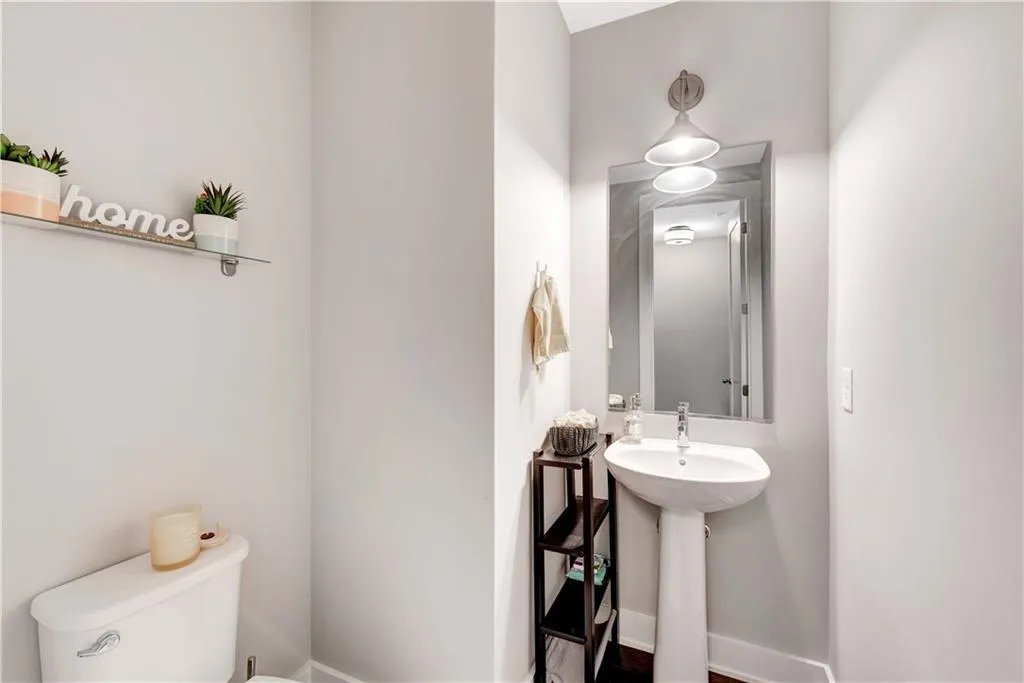 6674 Cadence Boulevard Unit 72, Atlanta, Georgia 30328, 1 Bedroom Bedrooms, ,1 BathroomBathrooms,Residential,Sold,6674 Cadence Boulevard Unit 72,6675204