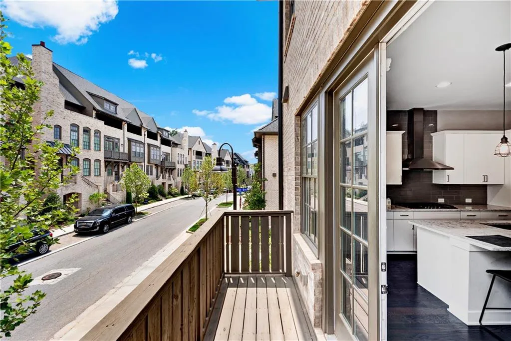 6674 Cadence Boulevard Unit 72, Atlanta, Georgia 30328, 1 Bedroom Bedrooms, ,1 BathroomBathrooms,Residential,Sold,6674 Cadence Boulevard Unit 72,6675204