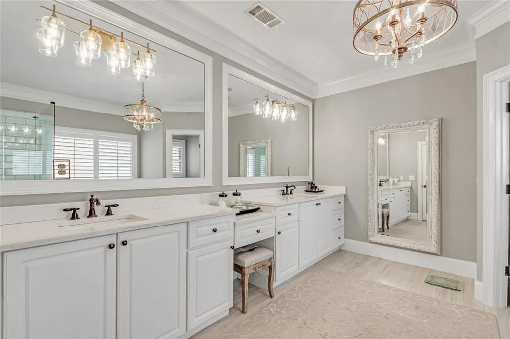 7983 Magnolia Square, Sandy Springs, Georgia 30350, 4 Bedrooms Bedrooms, ,4 BathroomsBathrooms,Residential,Sold,7983 Magnolia Square,6961569