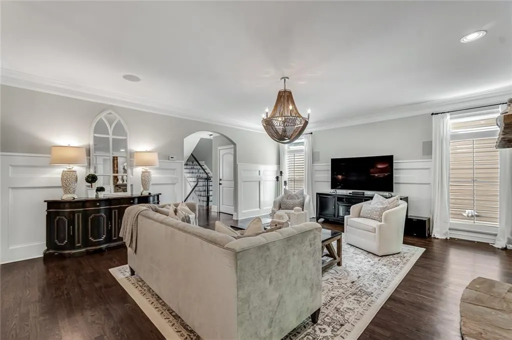 7983 Magnolia Square, Sandy Springs, Georgia 30350, 4 Bedrooms Bedrooms, ,4 BathroomsBathrooms,Residential,Sold,7983 Magnolia Square,6961569