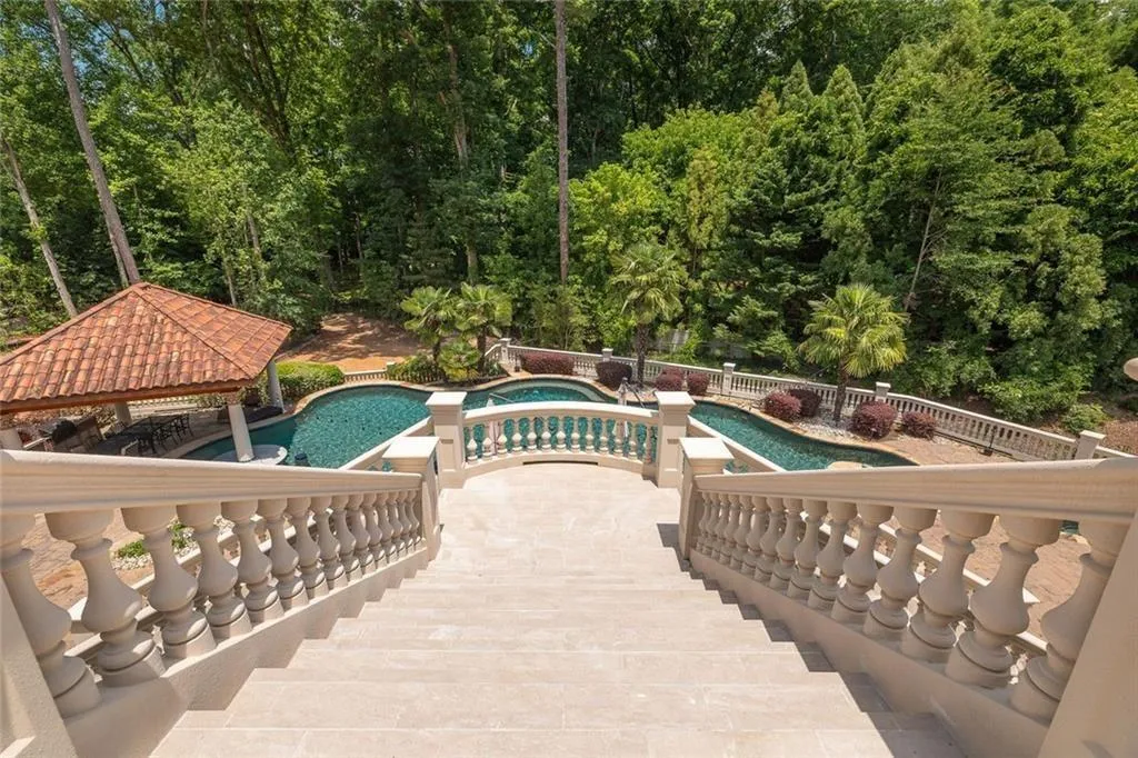 4561 Northside Drive Nw, Sandy Springs, Georgia 30327, 7 Bedrooms Bedrooms, 0 ,7 BathroomsBathrooms,Residential,For Sale,4561 Northside Drive Nw,7791547