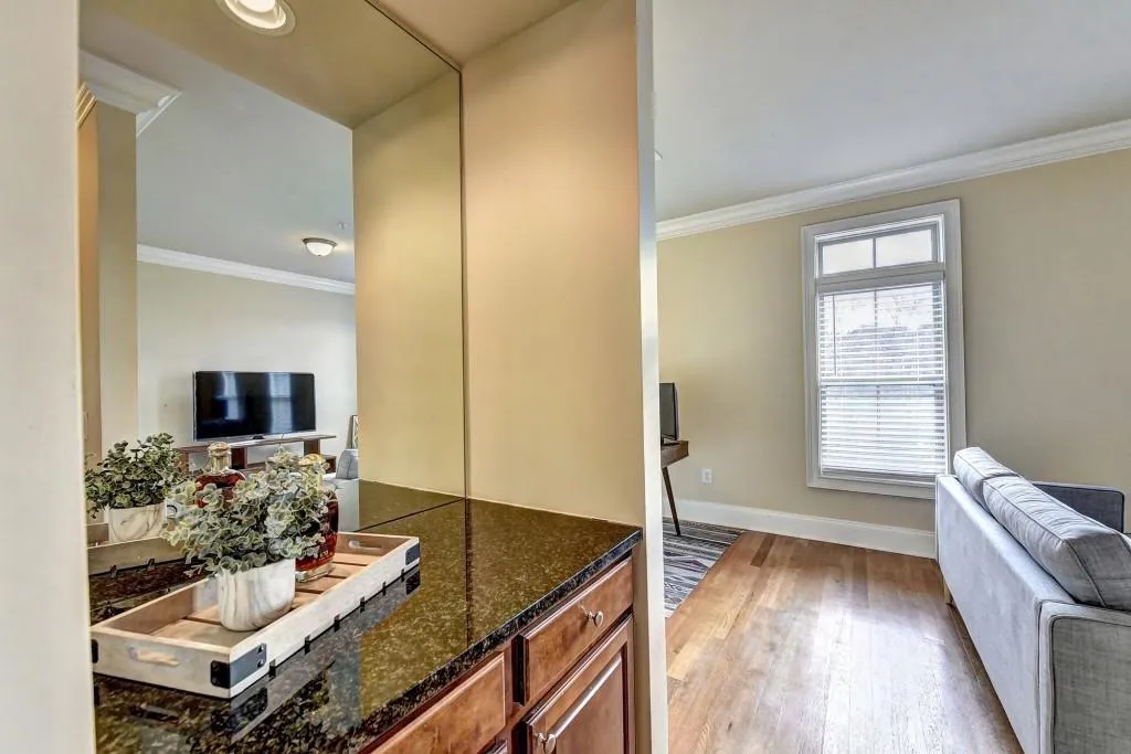 6448 Chariot Street, Atlanta, Georgia 30328, 3 Bedrooms Bedrooms, ,2 BathroomsBathrooms,Residential,Sold,6448 Chariot Street,6579845