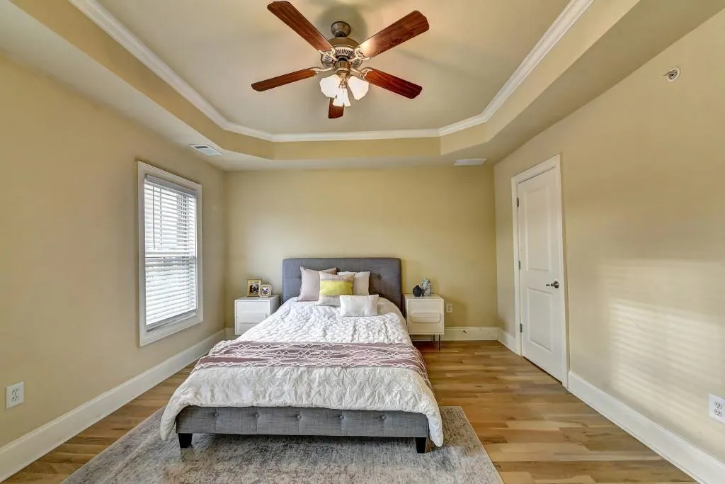 6448 Chariot Street, Atlanta, Georgia 30328, 3 Bedrooms Bedrooms, ,2 BathroomsBathrooms,Residential,Sold,6448 Chariot Street,6579845