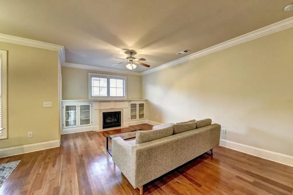 6448 Chariot Street, Atlanta, Georgia 30328, 3 Bedrooms Bedrooms, ,2 BathroomsBathrooms,Residential,Sold,6448 Chariot Street,6579845