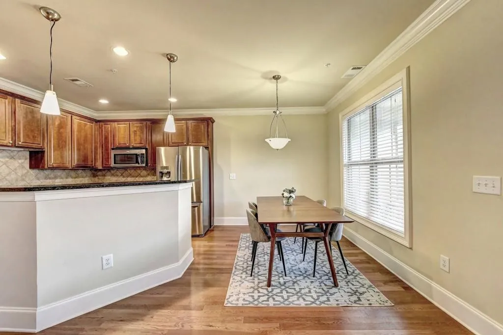 6448 Chariot Street, Atlanta, Georgia 30328, 3 Bedrooms Bedrooms, ,2 BathroomsBathrooms,Residential,Sold,6448 Chariot Street,6579845