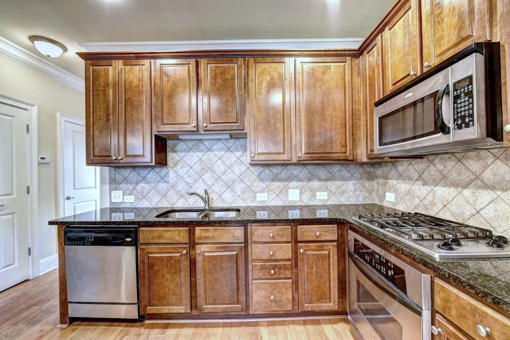 6448 Chariot Street, Atlanta, Georgia 30328, 3 Bedrooms Bedrooms, ,2 BathroomsBathrooms,Residential,Sold,6448 Chariot Street,6579845