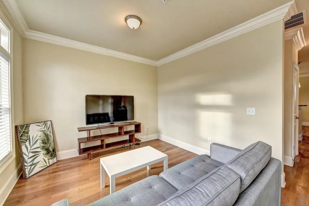 6448 Chariot Street, Atlanta, Georgia 30328, 3 Bedrooms Bedrooms, ,2 BathroomsBathrooms,Residential,Sold,6448 Chariot Street,6579845