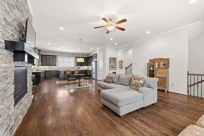917 Dumaine Trace, Atlanta, Georgia 30328