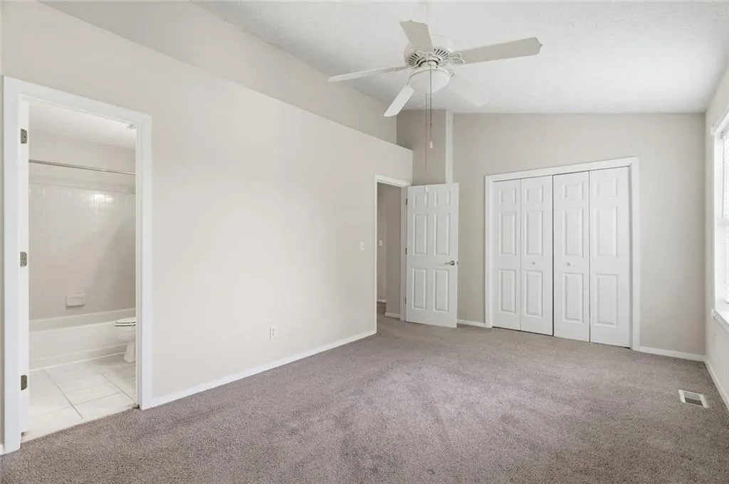 809 Wedgewood Way, Atlanta, Georgia 30350, 2 Bedrooms Bedrooms, ,2 BathroomsBathrooms,Residential,For Sale,809 Wedgewood Way,7758827