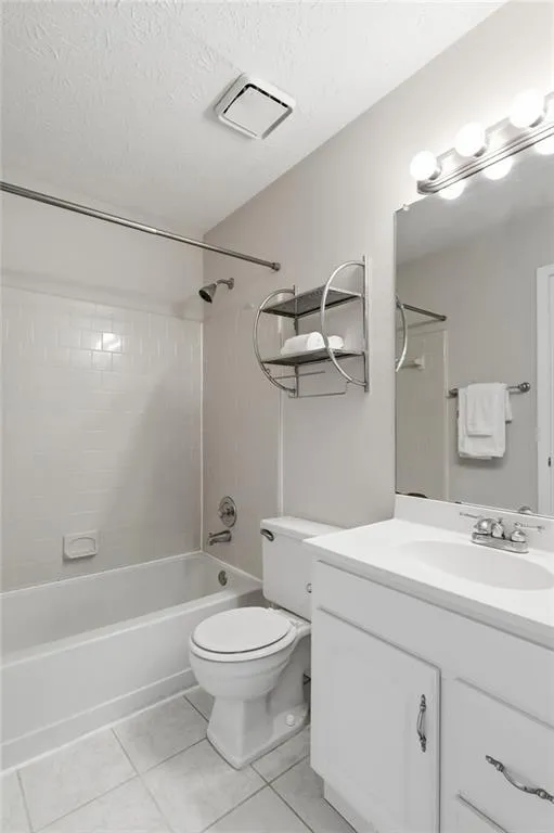 809 Wedgewood Way, Atlanta, Georgia 30350, 2 Bedrooms Bedrooms, ,2 BathroomsBathrooms,Residential,For Sale,809 Wedgewood Way,7758827