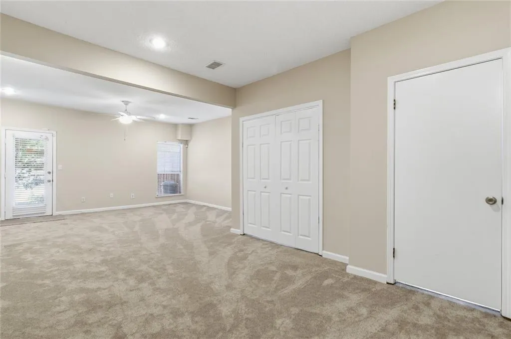 809 Wedgewood Way, Atlanta, Georgia 30350, 2 Bedrooms Bedrooms, ,2 BathroomsBathrooms,Residential,For Sale,809 Wedgewood Way,7758827