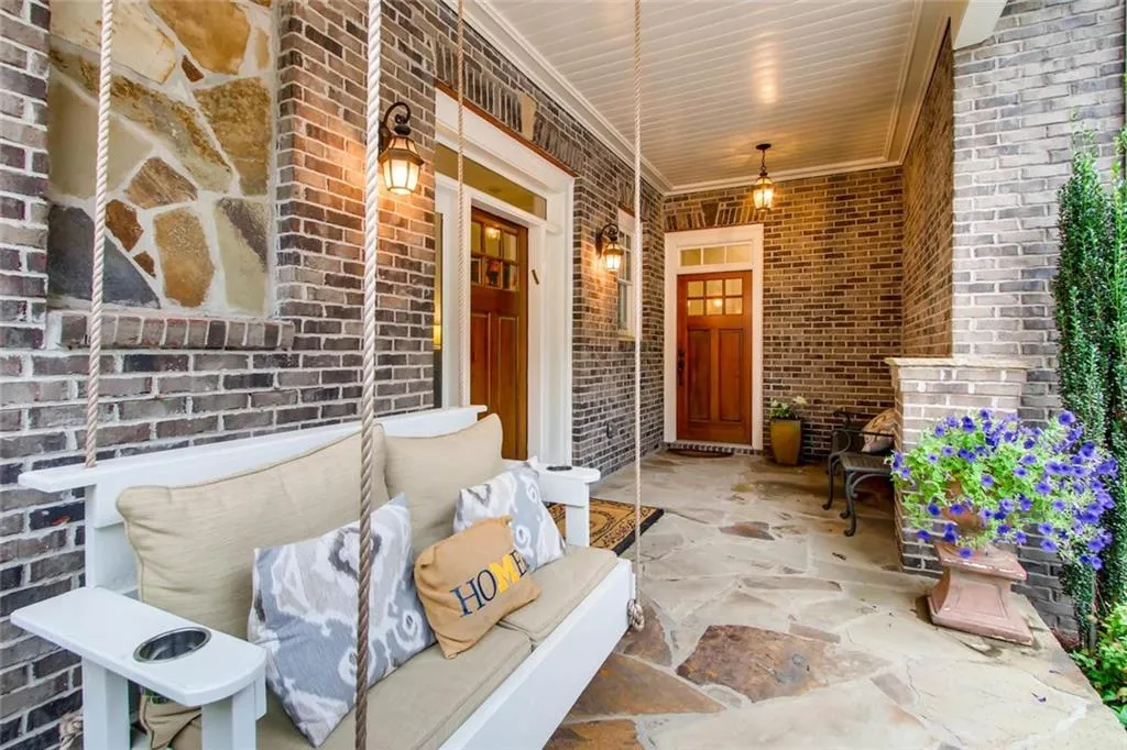 3186 Silver Lake Drive Ne, Brookhaven, Georgia 30319, 6 Bedrooms Bedrooms, ,5 BathroomsBathrooms,Residential,Sold,3186 Silver Lake Drive Ne,6077288