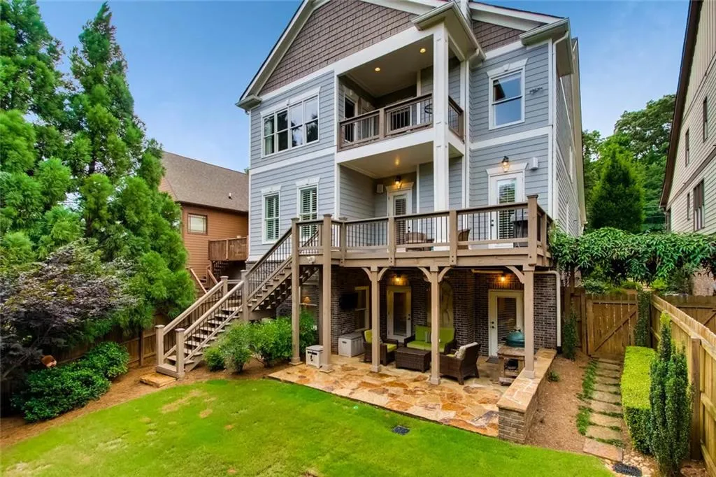3186 Silver Lake Drive Ne, Brookhaven, Georgia 30319, 6 Bedrooms Bedrooms, ,5 BathroomsBathrooms,Residential,Sold,3186 Silver Lake Drive Ne,6077288