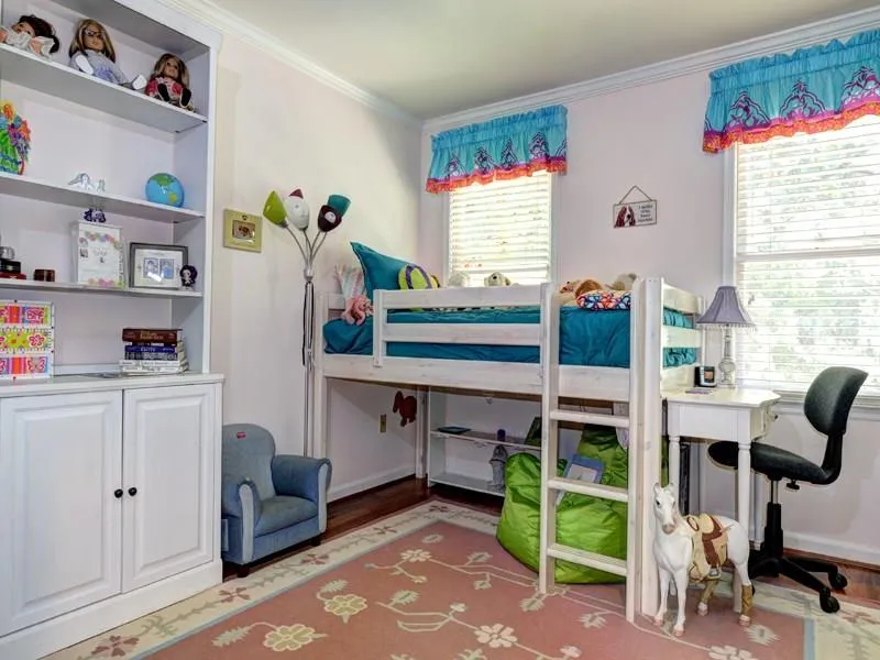 504 Bainbridge Drive Unit 504, Atlanta, Georgia 30327, 3 Bedrooms Bedrooms, ,2 BathroomsBathrooms,Residential,Sold,504 Bainbridge Drive Unit 504,5843119