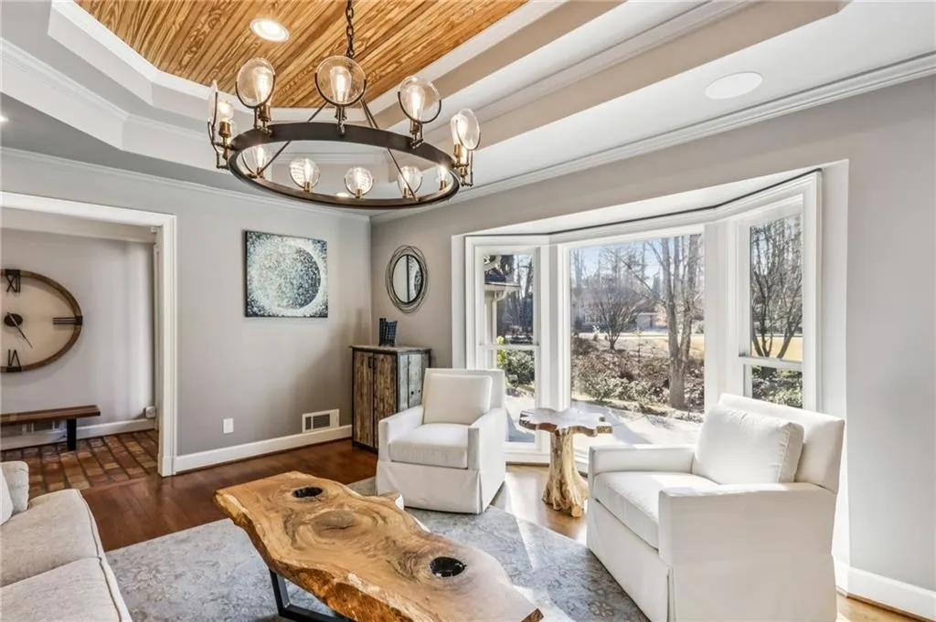 7265 Hunters Branch Drive, Atlanta, Georgia 30328, 3 Bedrooms Bedrooms, ,2 BathroomsBathrooms,Residential,For Sale,7265 Hunters Branch Drive,7715654