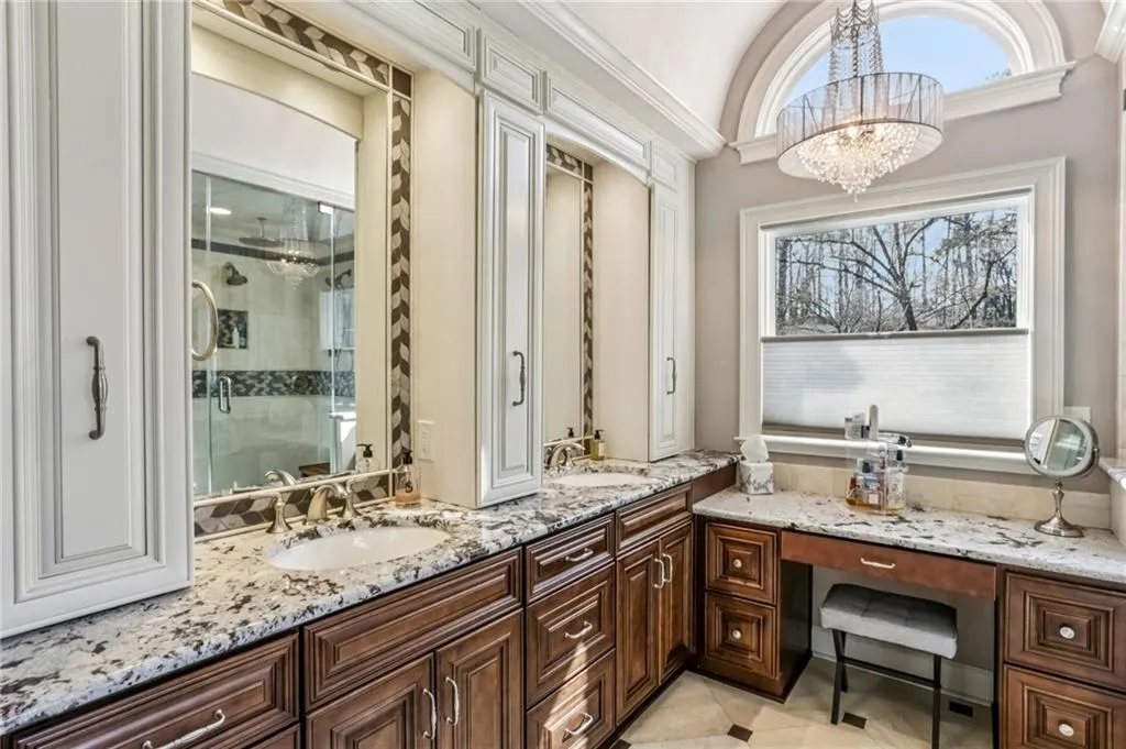 7265 Hunters Branch Drive, Atlanta, Georgia 30328, 3 Bedrooms Bedrooms, ,2 BathroomsBathrooms,Residential,For Sale,7265 Hunters Branch Drive,7715654
