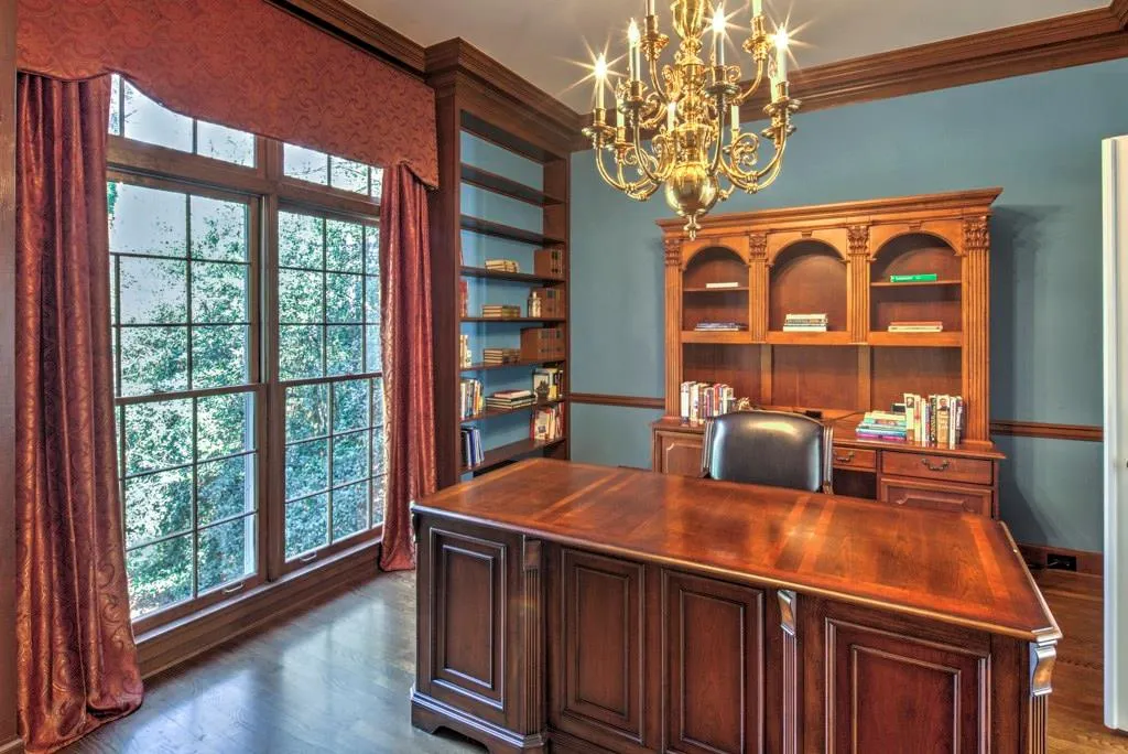 1765 Marlborough Drive, Sandy Springs, Georgia 30350, 5 Bedrooms Bedrooms, ,4 BathroomsBathrooms,Residential,Sold,1765 Marlborough Drive,5816062