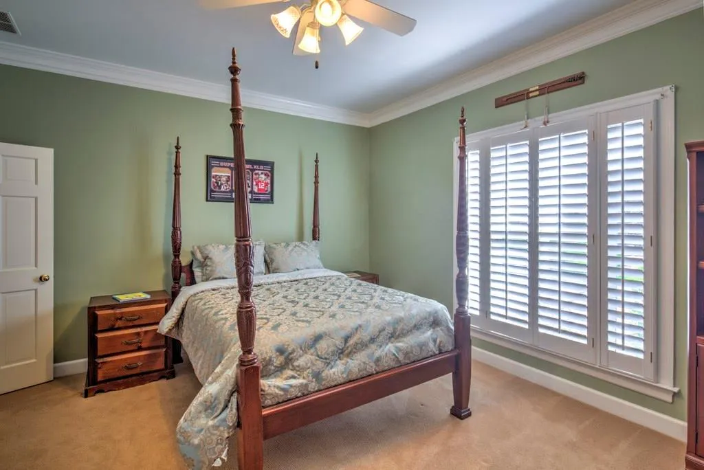 1765 Marlborough Drive, Sandy Springs, Georgia 30350, 5 Bedrooms Bedrooms, ,4 BathroomsBathrooms,Residential,Sold,1765 Marlborough Drive,5816062
