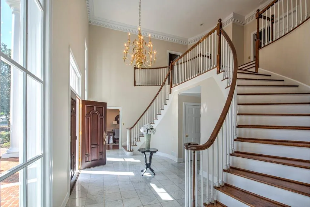 1765 Marlborough Drive, Sandy Springs, Georgia 30350, 5 Bedrooms Bedrooms, ,4 BathroomsBathrooms,Residential,Sold,1765 Marlborough Drive,5816062
