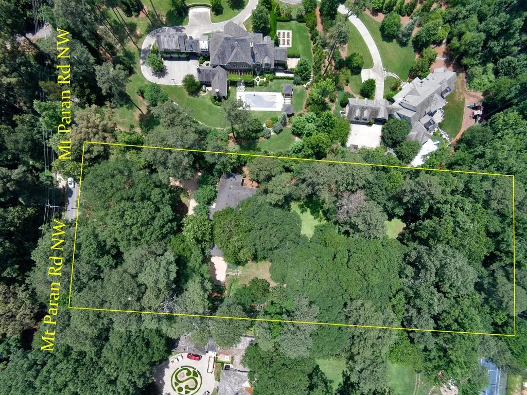 2197 Mount Paran Road Nw, Atlanta, Georgia 30327, 3 Bedrooms Bedrooms, ,3 BathroomsBathrooms,Residential,Sold,2197 Mount Paran Road Nw,5629021