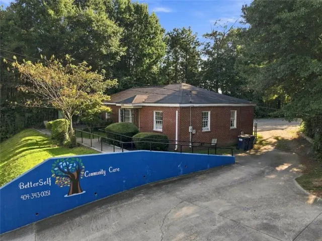 6268 Oakdale Road Se, Mableton, Georgia 30126