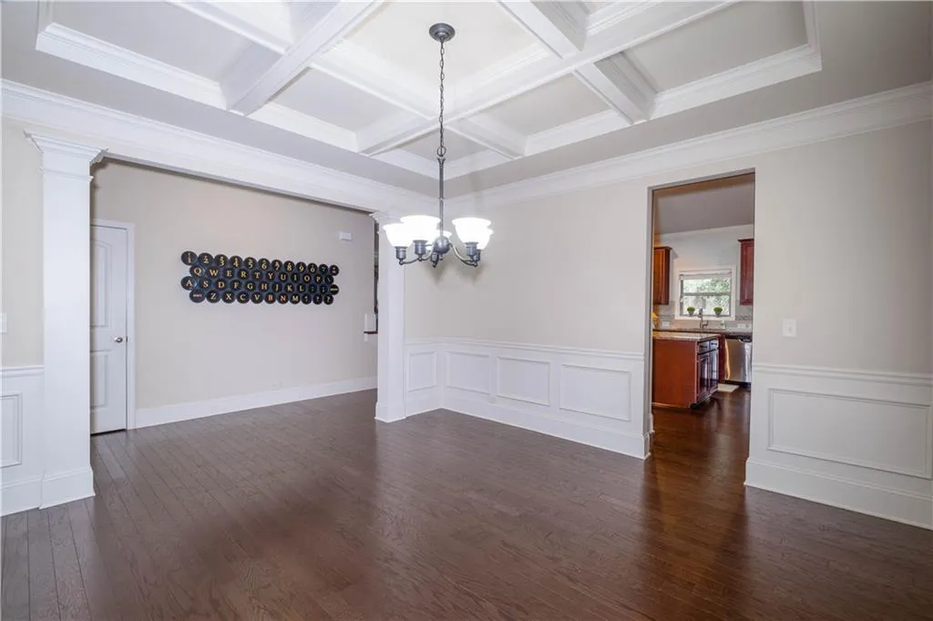 7745 Stratford Lane, Sandy Springs, Georgia 30350, 5 Bedrooms Bedrooms, ,4 BathroomsBathrooms,Residential,Sold,7745 Stratford Lane,7160439