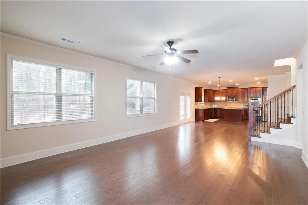 7745 Stratford Lane, Sandy Springs, Georgia 30350, 5 Bedrooms Bedrooms, ,4 BathroomsBathrooms,Residential,Sold,7745 Stratford Lane,7160439