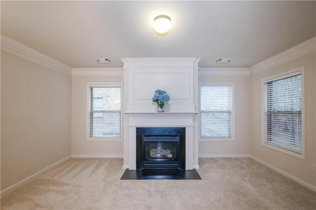 7745 Stratford Lane, Sandy Springs, Georgia 30350, 5 Bedrooms Bedrooms, ,4 BathroomsBathrooms,Residential,Sold,7745 Stratford Lane,7160439