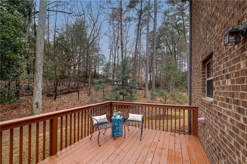 7745 Stratford Lane, Sandy Springs, Georgia 30350, 5 Bedrooms Bedrooms, ,4 BathroomsBathrooms,Residential,Sold,7745 Stratford Lane,7160439