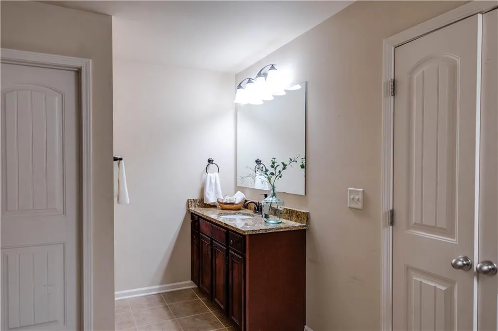 7745 Stratford Lane, Sandy Springs, Georgia 30350, 5 Bedrooms Bedrooms, ,4 BathroomsBathrooms,Residential,Sold,7745 Stratford Lane,7160439