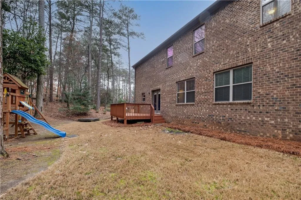 7745 Stratford Lane, Sandy Springs, Georgia 30350, 5 Bedrooms Bedrooms, ,4 BathroomsBathrooms,Residential,Sold,7745 Stratford Lane,7160439