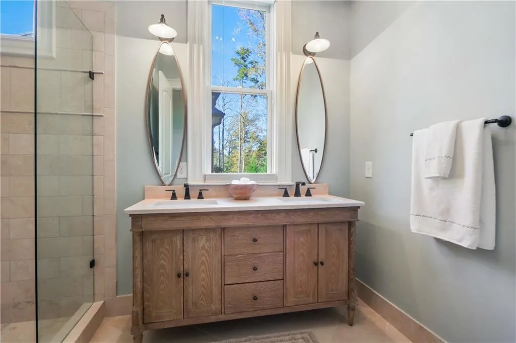 205 Rivermere Way, Sandy Springs, Georgia 30350, 6 Bedrooms Bedrooms, ,7 BathroomsBathrooms,Residential,Sold,205 Rivermere Way,6971395
