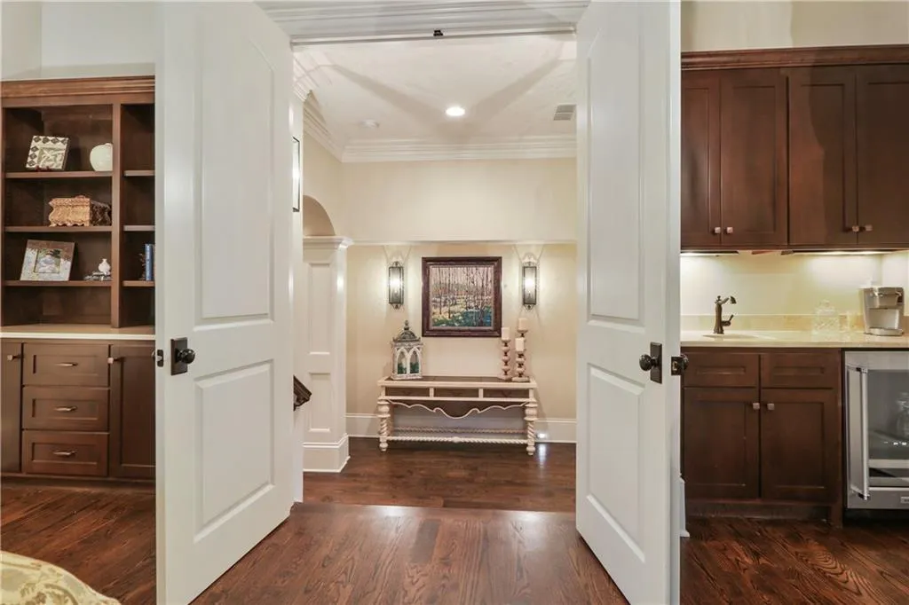 205 Rivermere Way, Sandy Springs, Georgia 30350, 6 Bedrooms Bedrooms, ,7 BathroomsBathrooms,Residential,Sold,205 Rivermere Way,6971395