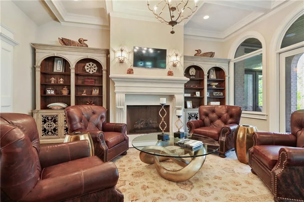 205 Rivermere Way, Sandy Springs, Georgia 30350, 6 Bedrooms Bedrooms, ,7 BathroomsBathrooms,Residential,Sold,205 Rivermere Way,6971395