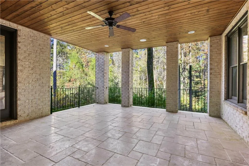 205 Rivermere Way, Sandy Springs, Georgia 30350, 6 Bedrooms Bedrooms, ,7 BathroomsBathrooms,Residential,Sold,205 Rivermere Way,6971395