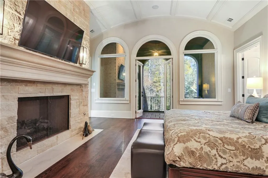 205 Rivermere Way, Sandy Springs, Georgia 30350, 6 Bedrooms Bedrooms, ,7 BathroomsBathrooms,Residential,Sold,205 Rivermere Way,6971395
