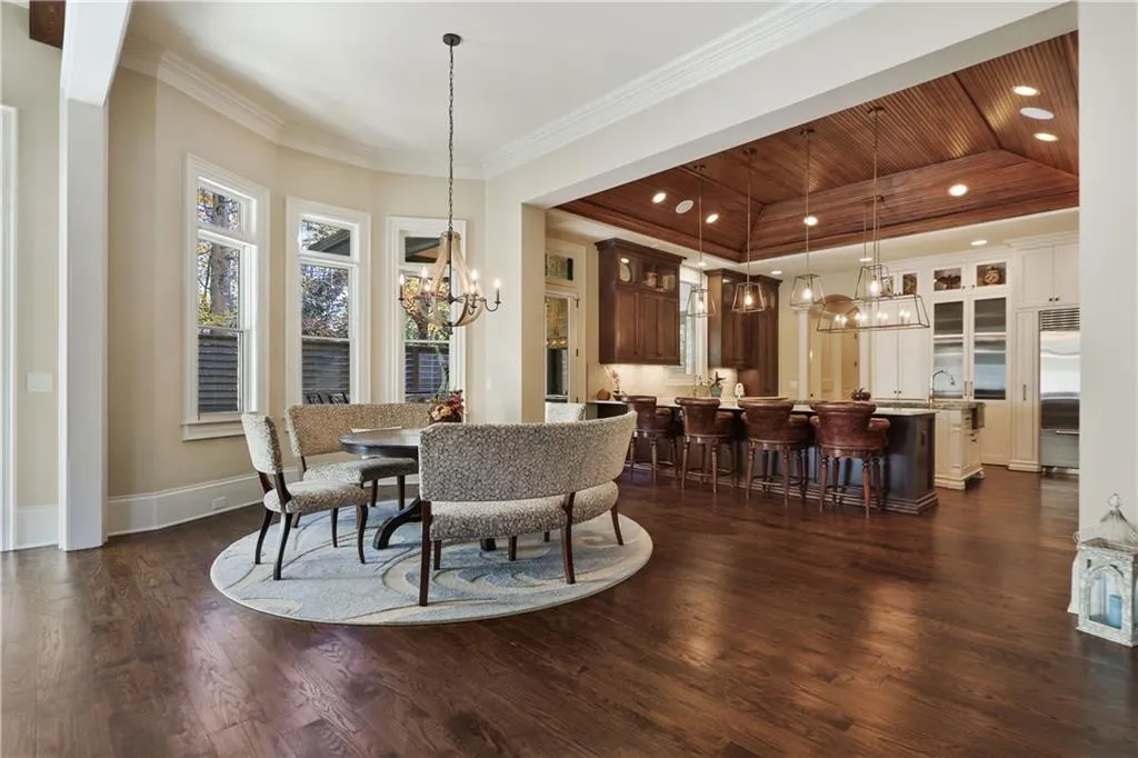 205 Rivermere Way, Sandy Springs, Georgia 30350, 6 Bedrooms Bedrooms, ,7 BathroomsBathrooms,Residential,Sold,205 Rivermere Way,6971395