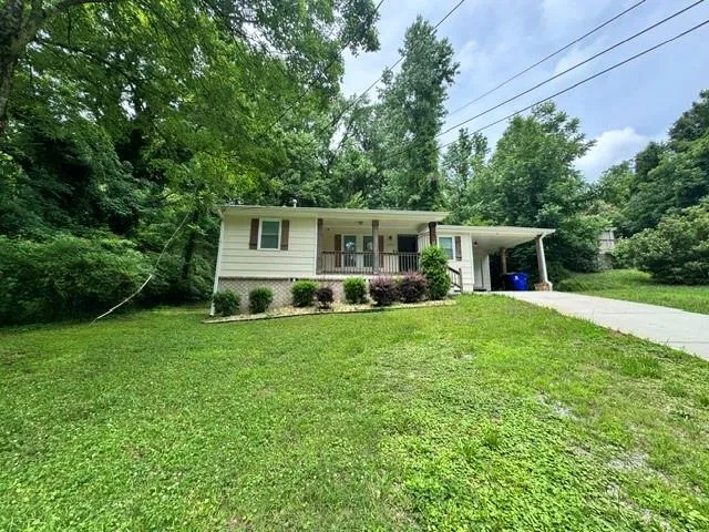 5552 Lakeside Drive, Union City, Georgia 30291