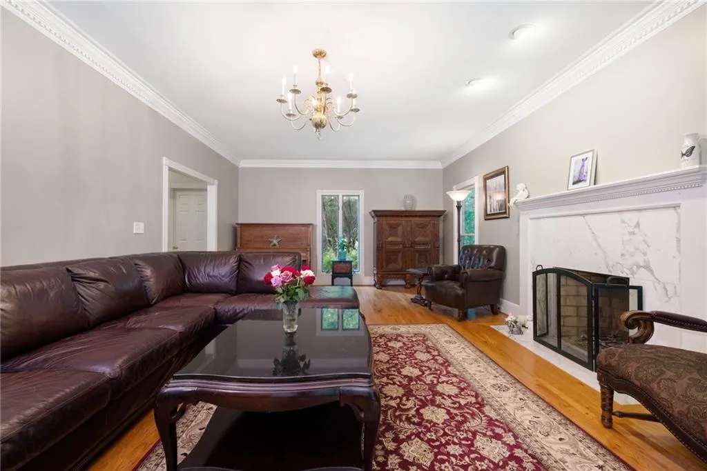 5025 Oak Bluff Court, Sandy Springs, Georgia 30350, 6 Bedrooms Bedrooms, ,4 BathroomsBathrooms,Residential,Sold,5025 Oak Bluff Court,6770360