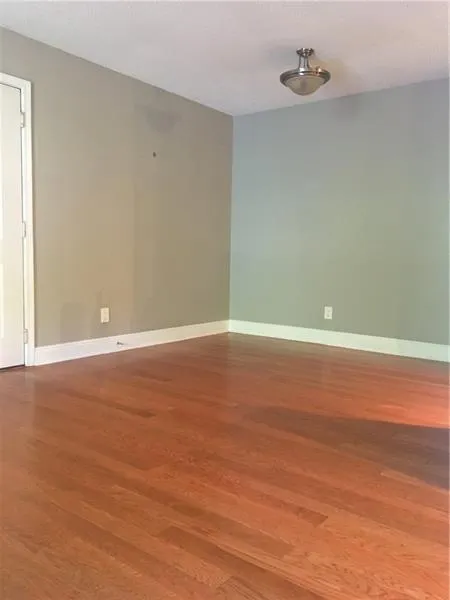 8207 Santa Fe Parkway, Sandy Springs, Georgia 30350, 3 Bedrooms Bedrooms, ,2 BathroomsBathrooms,Residential,Sold,8207 Santa Fe Parkway,6736760