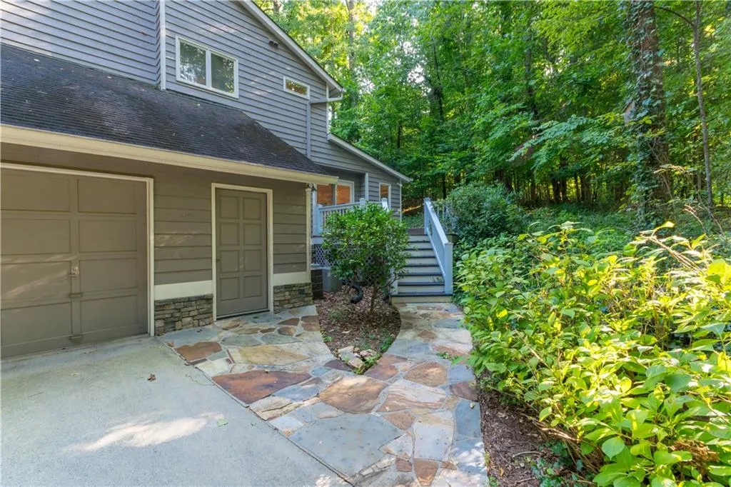8110 Ball Mill Road, Sandy Springs, Georgia 30350, 4 Bedrooms Bedrooms, ,4 BathroomsBathrooms,Residential,Sold,8110 Ball Mill Road,5910330