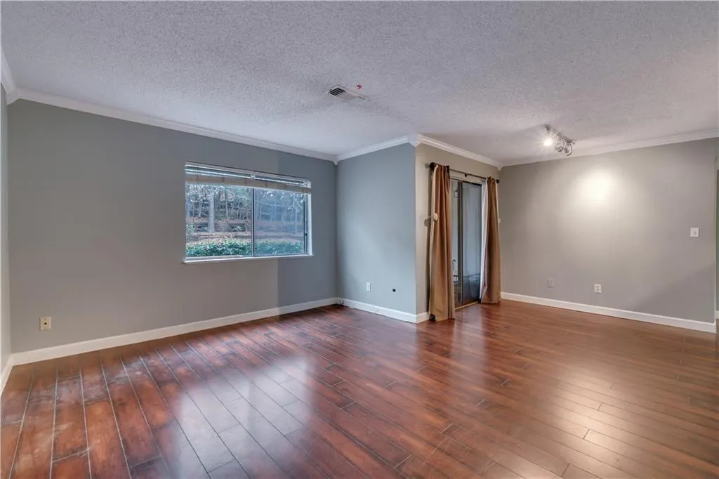 3006 Wingate Way, Sandy Springs, Georgia 30350, 1 Bedroom Bedrooms, ,1 BathroomBathrooms,Residential,Sold,3006 Wingate Way,6984388