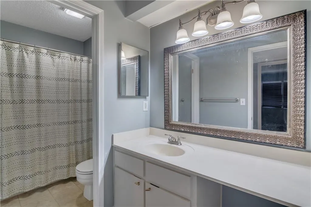 3006 Wingate Way, Sandy Springs, Georgia 30350, 1 Bedroom Bedrooms, ,1 BathroomBathrooms,Residential,Sold,3006 Wingate Way,6984388