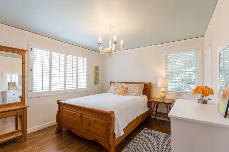 445 Pine Forest Road, Atlanta, Georgia 30342, 3 Bedrooms Bedrooms, ,2 BathroomsBathrooms,Residential,Sold,445 Pine Forest Road,6043850