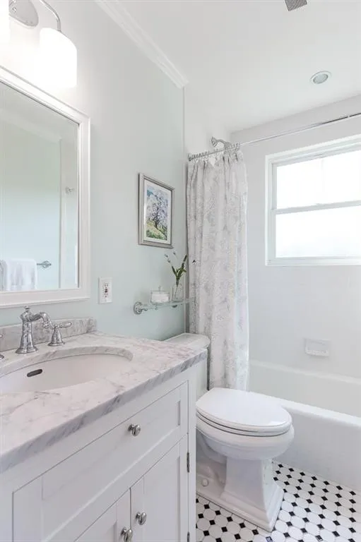 445 Pine Forest Road, Atlanta, Georgia 30342, 3 Bedrooms Bedrooms, ,2 BathroomsBathrooms,Residential,Sold,445 Pine Forest Road,6043850