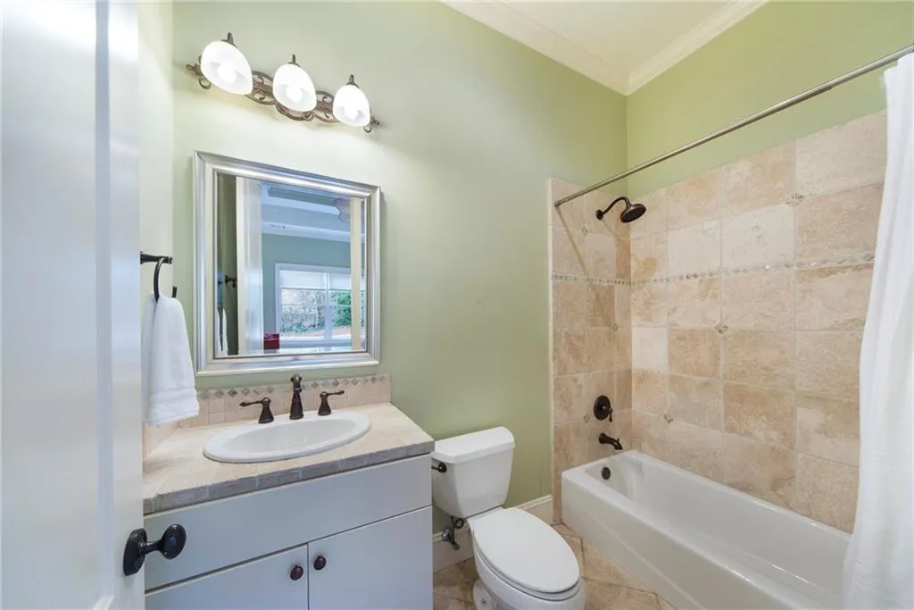 65 Maryeanna Drive, Atlanta, Georgia 30342, 5 Bedrooms Bedrooms, ,5 BathroomsBathrooms,Residential,Sold,65 Maryeanna Drive,6687231